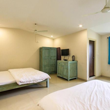 Shikhar Bunglow - A Stunning Valley View Bungalow In Mount Abu Bed and Breakfast Exterior foto