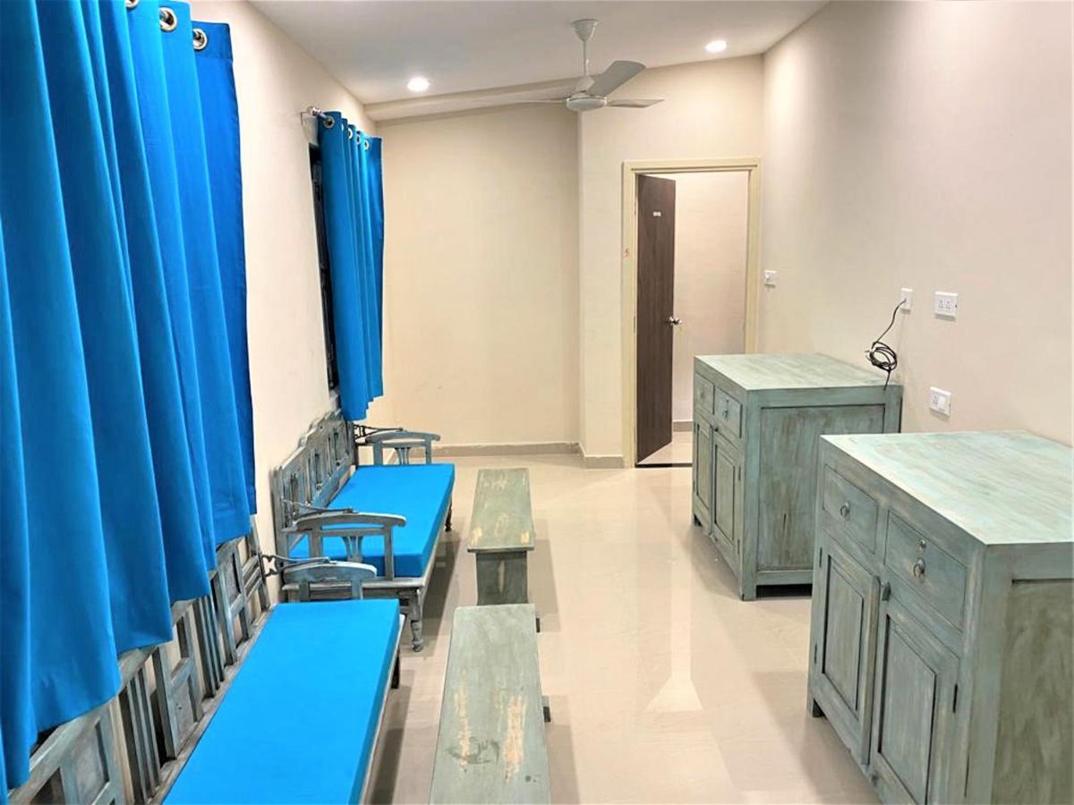 Shikhar Bunglow - A Stunning Valley View Bungalow In Mount Abu Bed and Breakfast Exterior foto