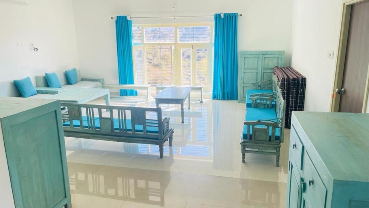 Shikhar Bunglow - A Stunning Valley View Bungalow In Mount Abu Bed and Breakfast Exterior foto