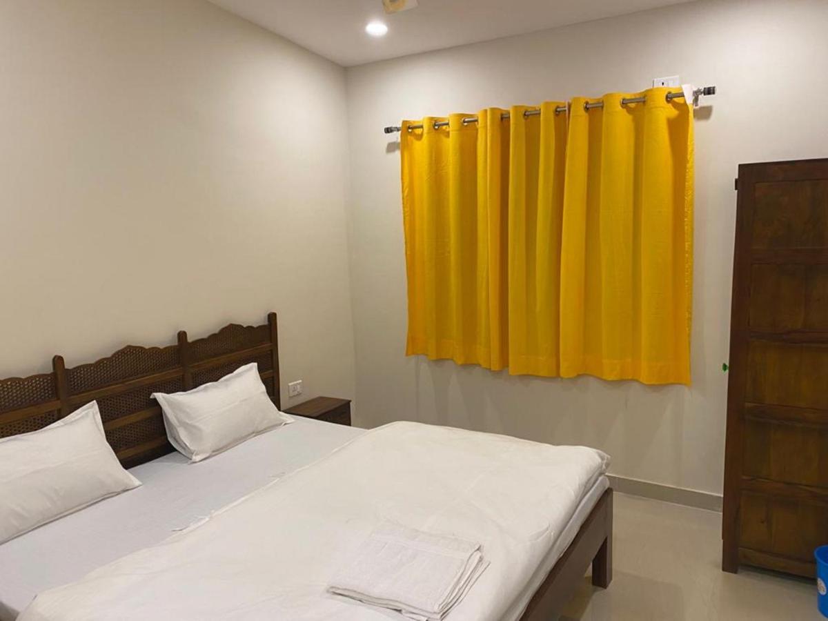 Shikhar Bunglow - A Stunning Valley View Bungalow In Mount Abu Bed and Breakfast Exterior foto