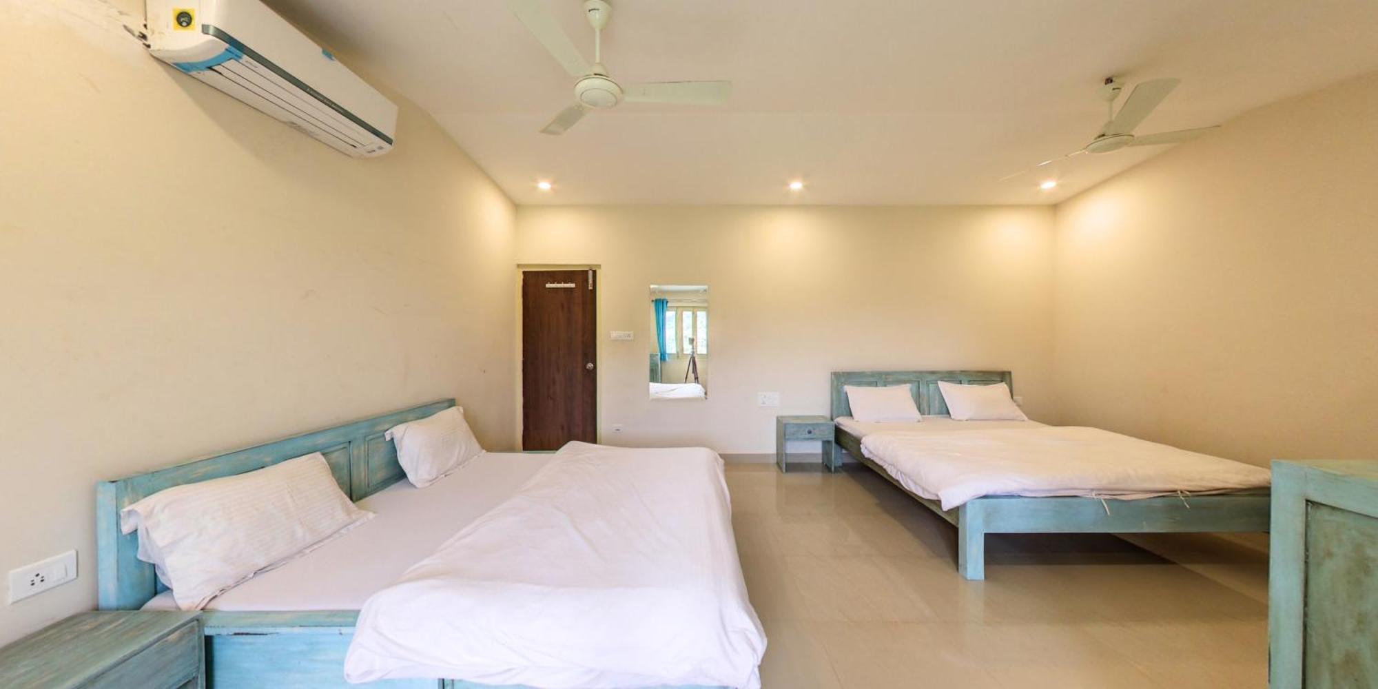 Shikhar Bunglow - A Stunning Valley View Bungalow In Mount Abu Bed and Breakfast Exterior foto