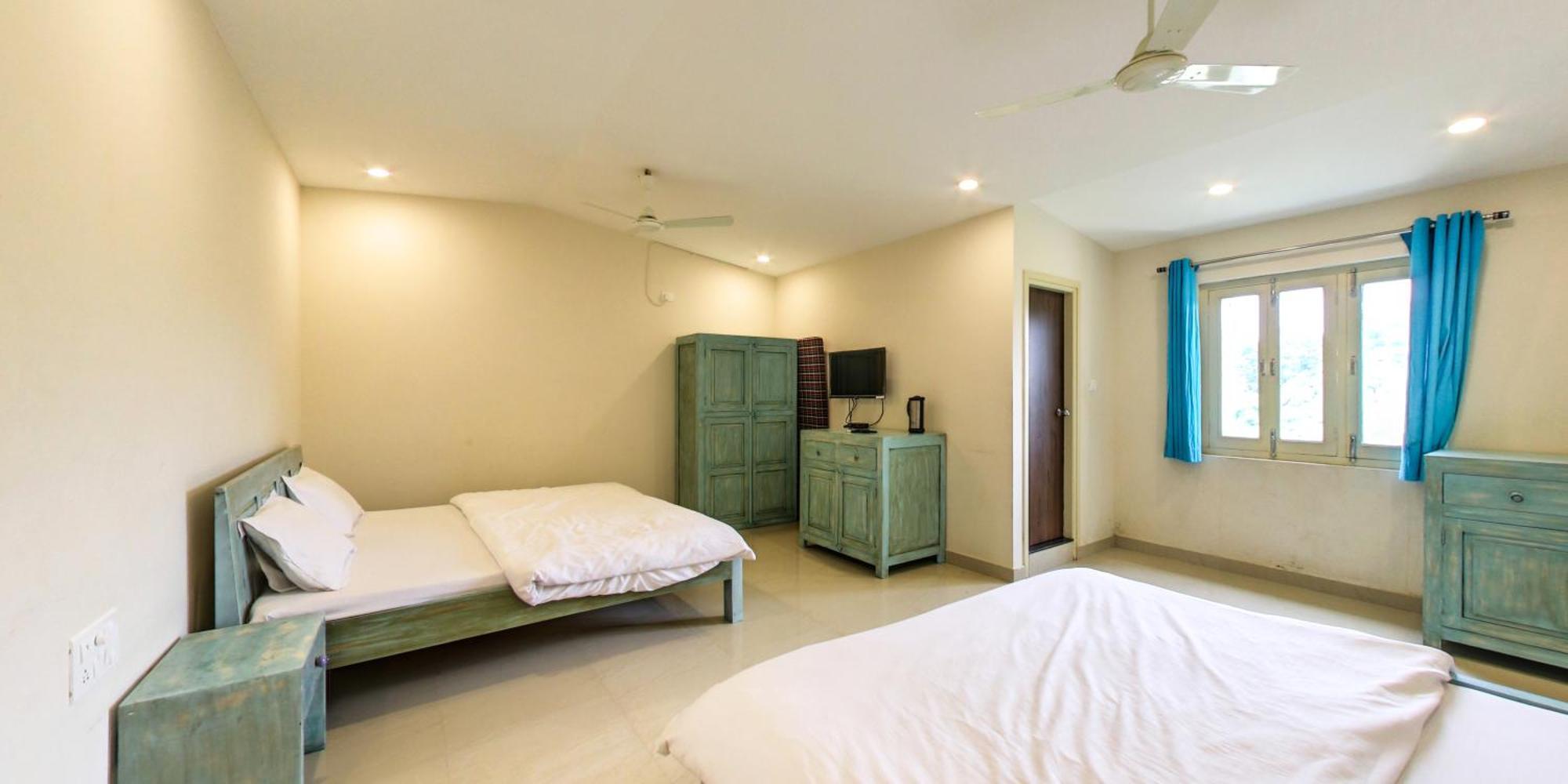 Shikhar Bunglow - A Stunning Valley View Bungalow In Mount Abu Bed and Breakfast Exterior foto