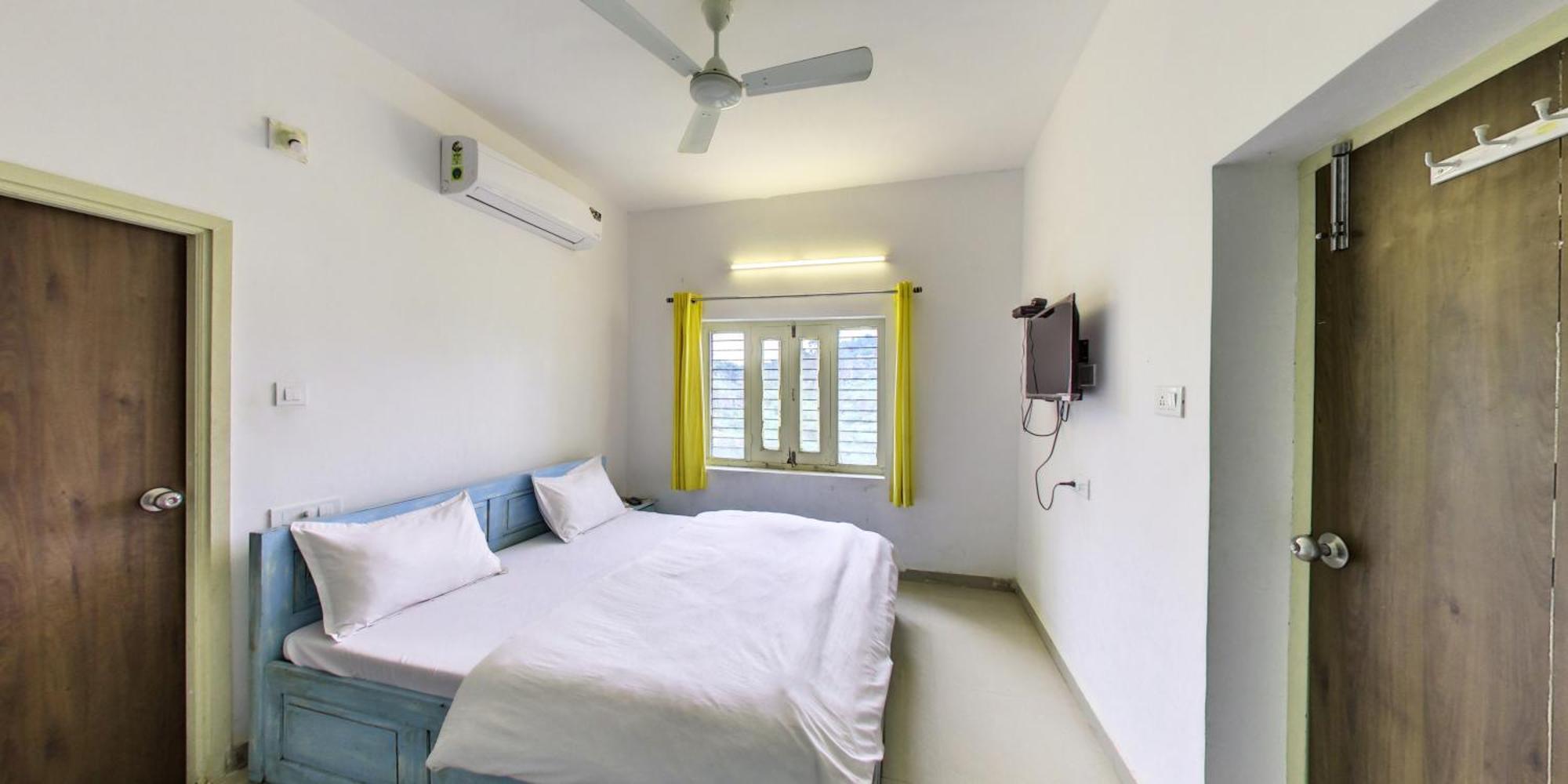 Shikhar Bunglow - A Stunning Valley View Bungalow In Mount Abu Bed and Breakfast Exterior foto